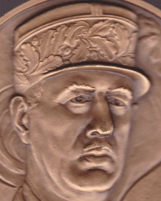 WWII X Large General de Gaulle Silvered Bronze Plaque Medal,  Huguenin 3