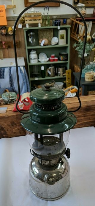 Vintage Coleman Single Mantle Gas Lantern Model 242b Made In Usa