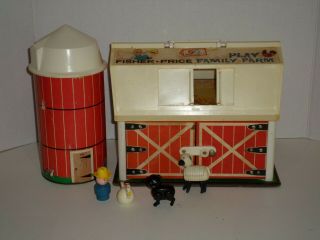 Vintage Fisher Price Play Family Farm 915 With Silo And Accessories 1967