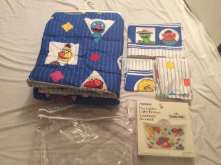 Vintage Sesame Street Shapes Twin Sheet Comforter Bedding Set 63x86 Noma Light
