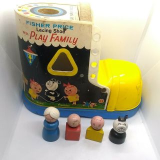 Vintage Fisher - Price Lacing Shoe Play Family With 4 Little People 1965 136