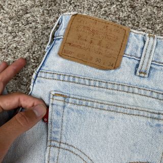 Vintage 90s Levi ' s 550 Light Wash Jeans Denim Men’s Size 30x34 Made in USA 2