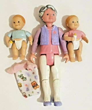 Fisher Price Dollhouse Baby Twins & Grandmother Loving Family 1998 Vintage Dolls