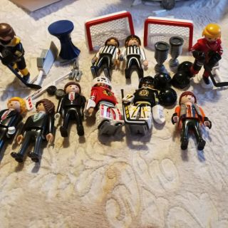 Playmobil Figure Sports Nhl Ice Hockey Boston Bruins And Blackhawks W/ Shooters
