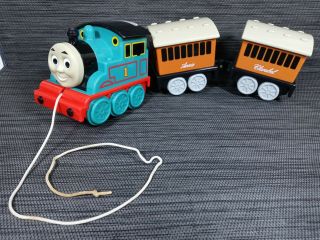 Vintage 1998 Tomy,  Toy Thomas The Train,  Pull Train With Cars Annie & Clarabel