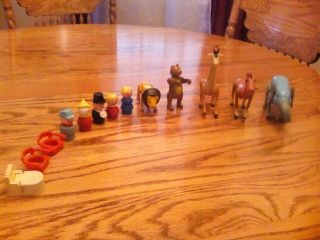 Vintage Fisher Price Little People 13 Piece Circus Figurines & Circus Animals