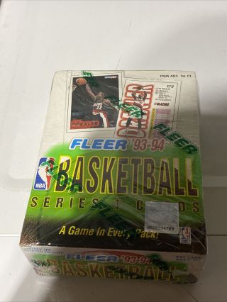 93/94 Fleer Basketball - Series 1 36 Packs Factory.  D9