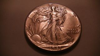 1941 P Antique Walking Liberty Half Dollar 90 Silver Coin 50 Cent Uncirculated