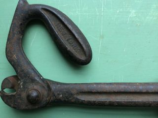 Antique Cast Iron Cyclops Nail Puller Tower Lyon Old Tool 1898 - 1899 Patent 3