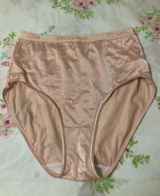Vintage Panties Briefs Womens Size 8 Shinny Glossy Satin Nylon Spandex
