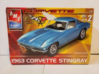 Vintage Amt 1/25 Scale 1963 Corvette Stingray Plastic Model Kit