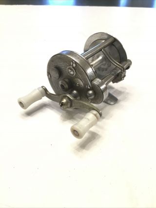 Vintage Pflueger Summit Fishing Casting Reel No.  1993l Made In Usa