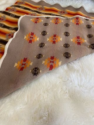 Vintage PENDLETON Beaver State Wool Baby/Lap Blanket 36”X50” Orange Brown Aztec 3