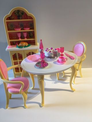 Barbie Vintage Folding Pretty House Dinning Room Furniture And Accessories 1996