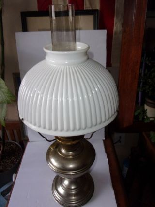 ALADDIN 11 Kerosene Oil Table Lamp With Milk glass shade and Chimney 2