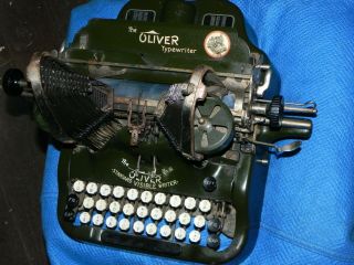 Vintage/antiuque - Oliver No.  9 Batwing Antique Typewriter -