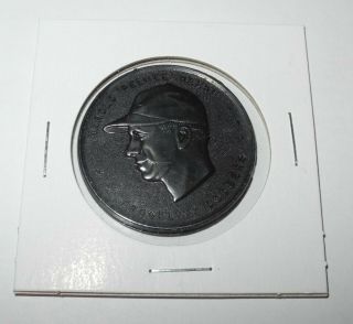 Rare 1955 Armour Baseball Coin Token Pin Pee Wee Reese Brooklyn Dodgers (black)