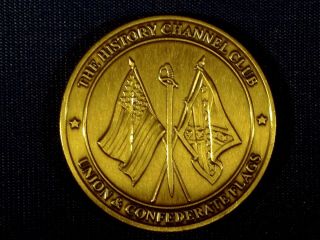 The History Channel Club Union And Confederate Flags Token Coin
