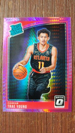 2018 - 19 Optic Trae Young Rc Hyper Pink Holo Prizm Rookie Hawks 198