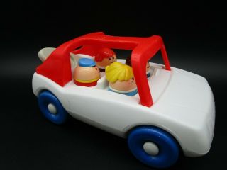 Vintage Little Tikes Toddle Tots White Red Car 4 Chunky People Figures Surfboard