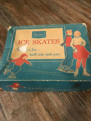 Vintage Sears Women Ice Skates Size 8 - With Box