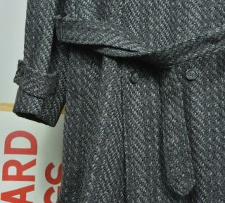 Stunning Vtg Herringbone Donegal Fleck British Tweed Belted Overcoat Jacket 44