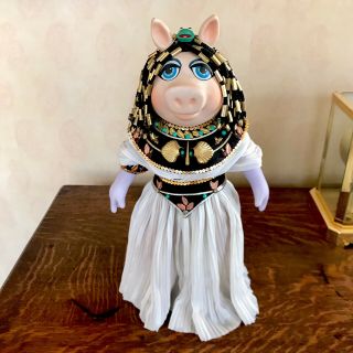 Miss Piggy Muppet Cleopigtra Vintage China Doll W/box Limited Edition Jim Henson