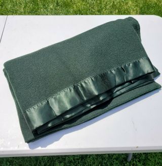 Vintage Faribo Dark Green 100 Wool Blanket Satin Binding Full Queen 90x88 Throw