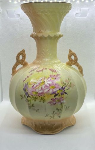 Antique Robert Hanke Austrian Hand Painted Daisy Bouquet Double Handled Vase 9 "