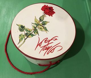 Vintage Lord & Taylor Small Hat Box 4” Tall & 8.  25” Wide Single Rose