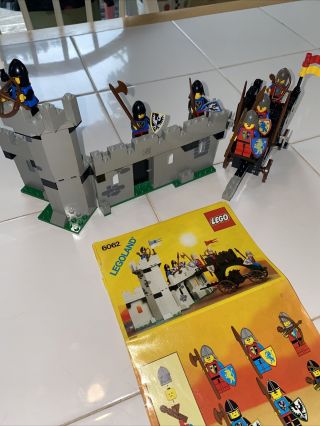 Vintage 1987 Lego Castle And Battering Ram Set 6062 Complete