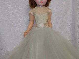 Vintage Madame Alexander Cissy Doll 1956 Medici Bride Dress Tagged