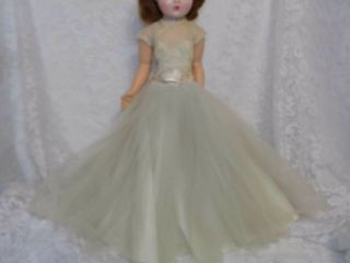 Vintage Madame Alexander Cissy Doll 1956 Medici Bride Dress Tagged 2