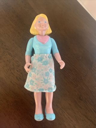 Fisher Price Dollhouse.  Mom Figure,  1993,  Loving Family With Skirt