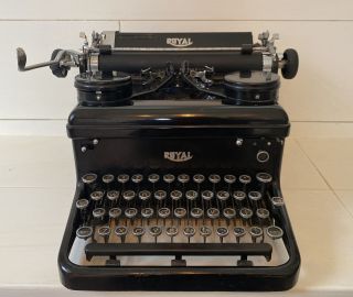Antique 1938 Royal Model Kmh Vintage Typewriter Kmh - 2245157