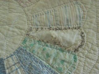 ANTIQUE 1920s 30s VINTAGE HAND MADE DRESDEN PLATE COTTON QUILT signed 3