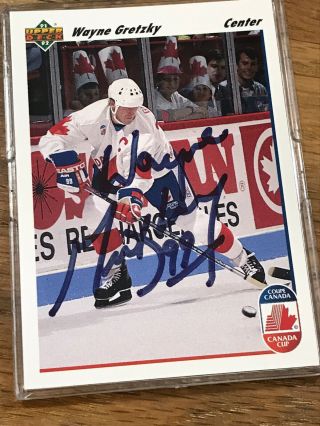 1991 - 92 Upper Deck Wayne Gretzky Autographed Card 13 Canada Auto Raw No Grade