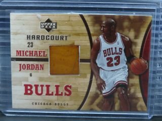 2006 - 07 Upper Deck Hardcourt Michael Jordan Game Floor Relic Bulls R128