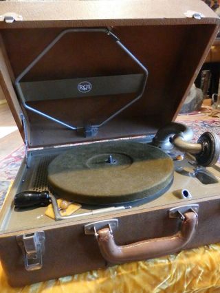 Antique Rca Portable Wind - Up Hand Crank Victrola Record Player 4 Repair