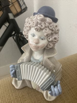 Lladro The Fine Melody Musical Clown Accordion Bust 7 