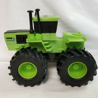 Ertl Steiger Couger Tractor Bright Green With Sounds Toy
