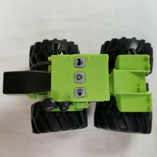 Ertl Steiger Couger Tractor Bright Green with Sounds Toy 2