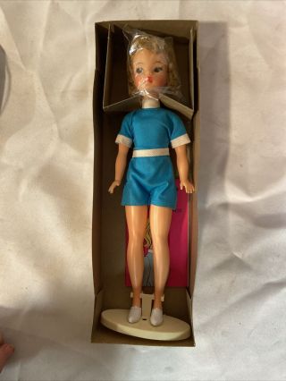 1963 Vintage Ideal 12” Tammy Doll Blonde W/ Box Stand Book