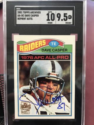 2001 Topps Archives Dave Casper On Card Autograph Auto Raiders.  Sgc 10 Auto 9.  5
