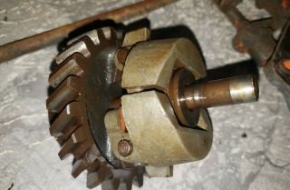 ALLIS CHALMERS B C TRACTOR GOVERNOR GEAR ASSEMBLY antique tractor part 3