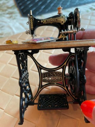 Vintage Miniature Dollhouse Bodo Hennig Sewing Machine 3