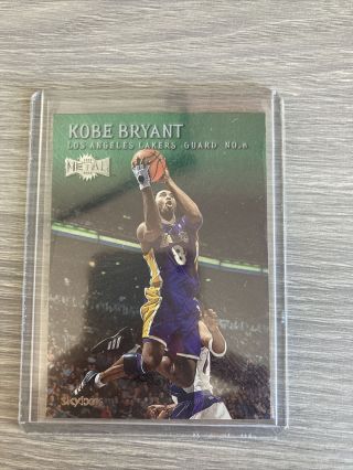Kobe Bryant 99/00 Skybox Metal Green Emerald Parallel 115