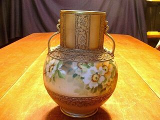 Gorgeous Antique Morimura Bros.  Nippon Hand Painted Porcelain Vase