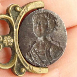 ANTIQUE ENGLISH QUEEN ANNE BRITANNIA BANK OF ENGLAND WAX SEAL STAMP SPINNER FOB 3