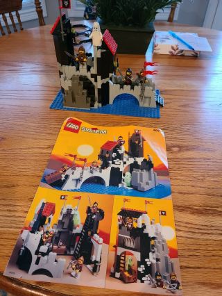Vintage Lego Wolfpack Tower 6075 - 100 - Complete